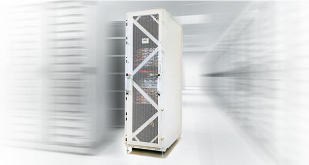 AWS Outposts机架